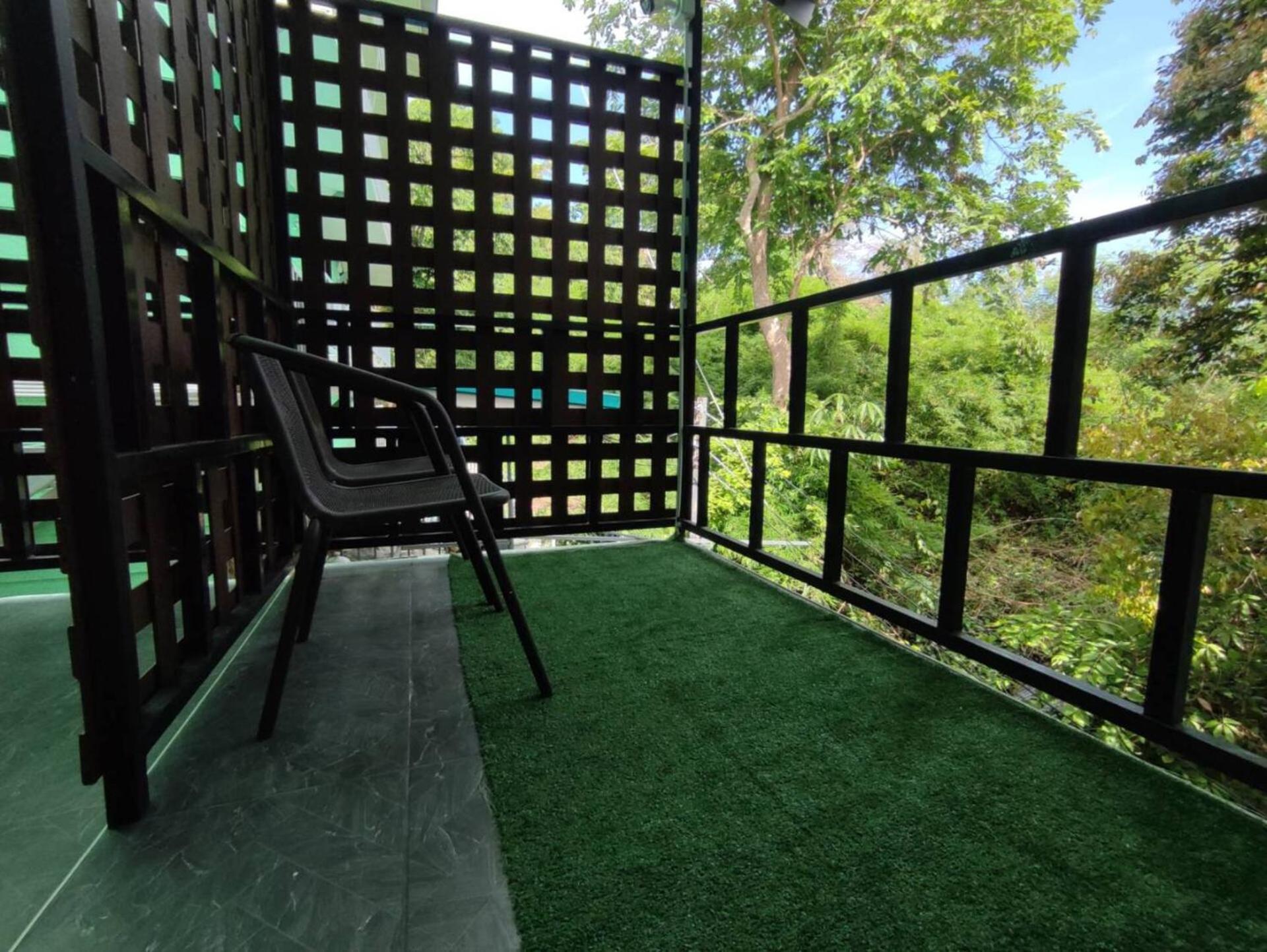 Kitty Guesthouse Phi Phi Don Exterior foto