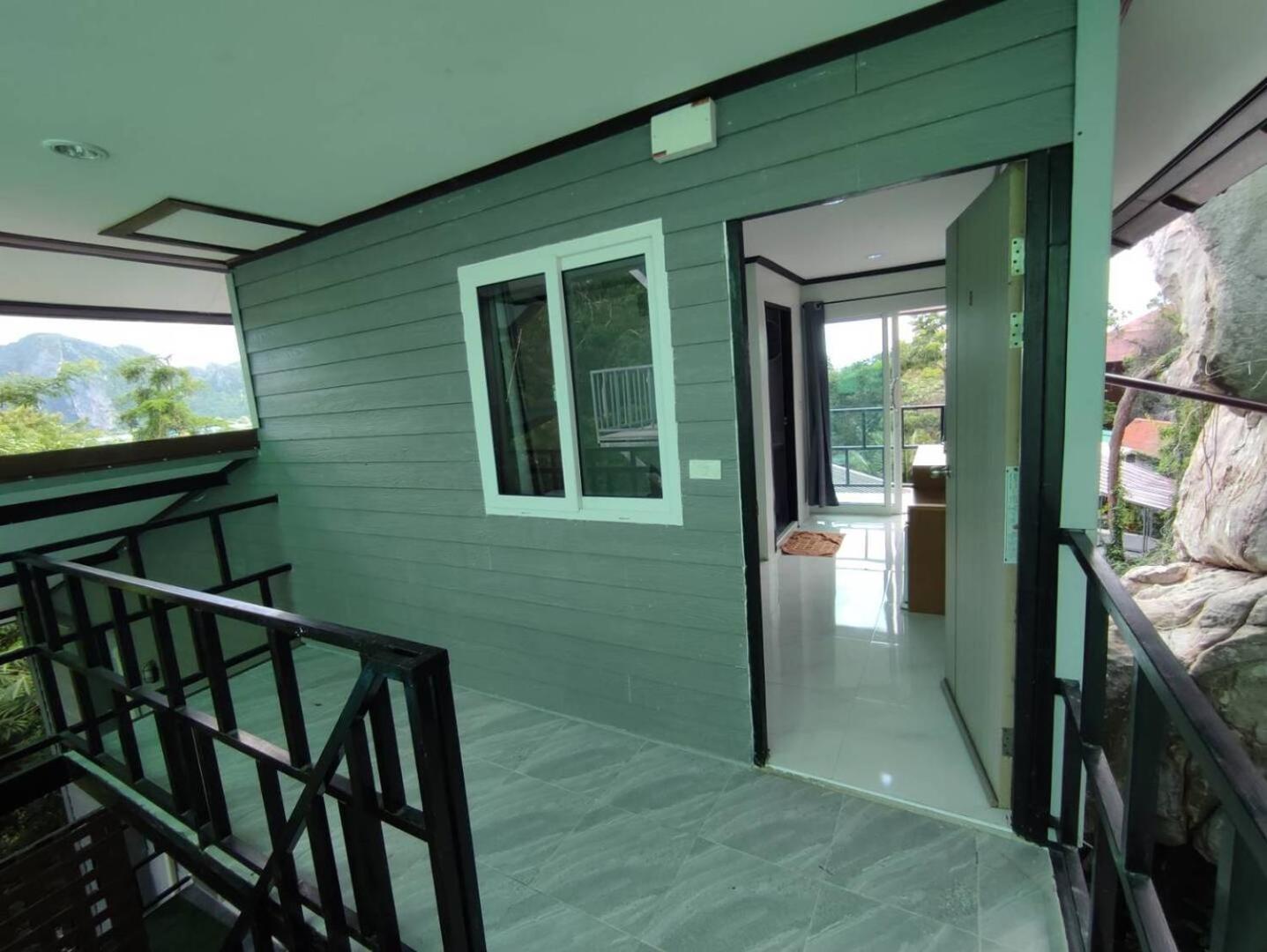 Kitty Guesthouse Phi Phi Don Exterior foto